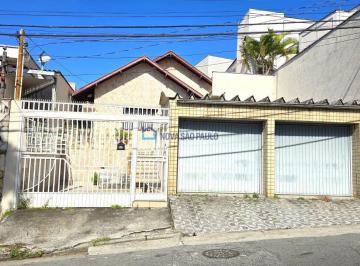 Casa · 190m² · 3 Quartos · 2 Vagas · Casa térrea com 3 vagas, quintal e churrasqueira no Jardim da Saúde
