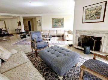 Apartamento · 380m² · 4 Quartos · 4 Vagas · Apartamento á Venda no Panamby com 380m², 4 quartos sendo 4 suítes, 4 vagas.