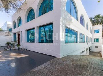 Casa · 1200m² · 15 Quartos · 15 Vagas · Excelente Conjunto Comercial para Locação na frente do Jockey Club, São Paulo**