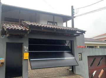 d2fd3d0ab7b642899082e1e25b6faa940b085af9 · Apartamento com 3 dormitórios para alugar, 210 m² por R$ 3.160/mês - Nova Brasília - Joinville/SC