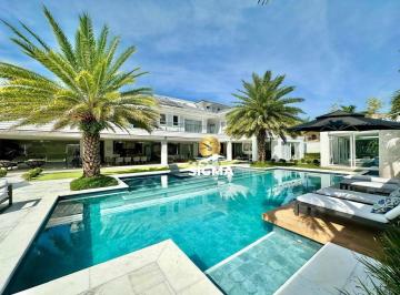 cce104f8222803cfde2b4ba42c745a4e50e6414b · Casa com 8 dormitórios à venda, 1056 m² por R$ 32.000.000,00 - Jardim Acapulco - Guarujá/SP