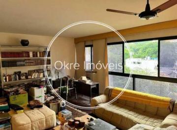 Apartamento · 178m² · 4 Quartos · 1 Vaga · Apartamento amplo à venda na Gávea com quatro quartos e vaga de garagem