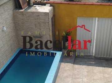Casa · 100m² · 2 Quartos · 1 Vaga · Apartamento : / Residencial / Cordovil