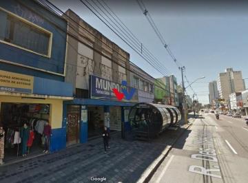 Casa · 265m² · 3 Quartos · Sobrado para venda em Centro de 265.00m² com 3 Quartos e 1 Suite