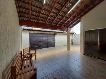 Casa · 230m² · 3 Quartos · 3 Vagas · Casa Padrão em Araraquara