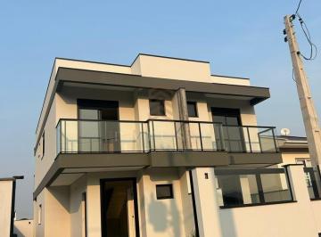 Apartamento · 109m² · 3 Quartos · 1 Vaga · Sobrado de alto padrão com 3 Dormitórios
