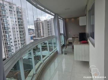 Apartamento · 70m² · 2 Quartos · 3 Vagas · Lindo Apartamento de 02 Quartos em Itapuã com Varanda e Lazer Completo!