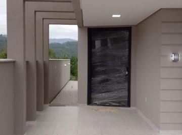 Casa · 109m² · 3 Quartos · Casa à venda no bairro Centro - Guabiruba/SC