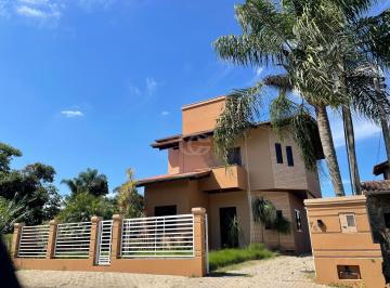Casa · 3 Quartos · Casa à venda no bairro Jardim Maluche - Brusque/SC