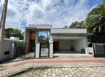 Casa · 126m² · 3 Quartos · 2 Vagas · Casa à venda no bairro Primeiro de Maio - Brusque/SC