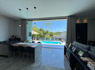 Casa · 152m² · 3 Quartos · 1 Vaga · Casa à venda no bairro São Pedro - Brusque/SC