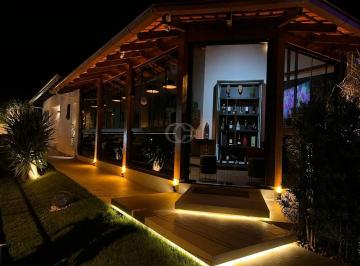 Casa · 450m² · 4 Quartos · 2 Vagas · Casa à venda no bairro Guarani - Brusque/SC