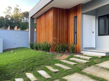 Casa · 152m² · 3 Quartos · 2 Vagas · Casa Nova com suíte + 2 quartos