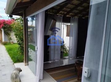 img-20250616-wa00281750086009929.jpg · Excelente Casa à venda localizada a apenas 50m da Praia no bairro do Porto Novo em Caraguatatuba, SP