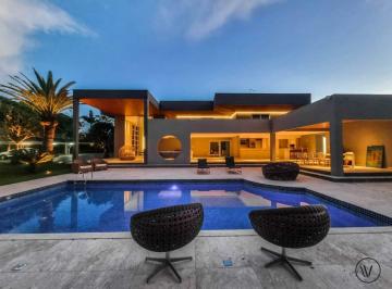 Casa · 548m² · 4 Quartos · SHIS Qi 11 - Residência Exuberante no Lago Sul 