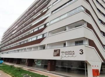 frente do condomínio · Vende se apto de 2 quartos com suíte gama central