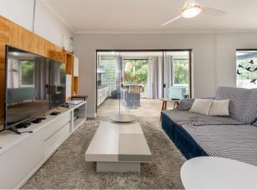Comercial · 1000m² · 4 Quartos · 3 Vagas · Prédio Comercial de 3 Andares em Localização Privilegiada – Bairro Água Rasa/Vila Canero