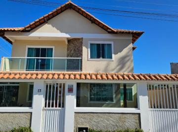 Casa de 4 quartos, Cabo Frio · Casa Independente c/ 4 Quartos e Vista Frontal pro Mar à Venda