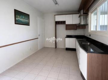 Casa · 89m² · 3 Quartos · 1 Vaga · Sobrado à venda no bairro Santa Catarina