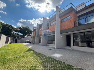 Casa · 215m² · 3 Quartos · 2 Vagas · RE/MAX Casanova aluga casa a 5min do Shopping Iguatemi