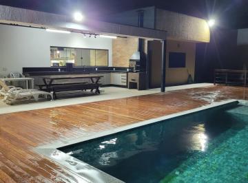 Casa de 4 quartos, Joanópolis · Casa em condomínio na represa