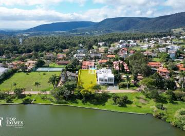Terreno frente ao lago à venda no condomínio Portal da Concórdia em Cabreúva/SP · Terreno frente ao lago à venda no condomínio Portal da Concórdia em Cabreúva/SP