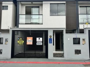 Casa · 118m² · 3 Quartos · 1 Vaga · casa sobrado  em Balneário Piçarras Sc