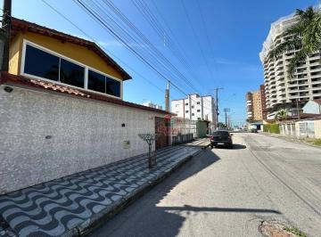 748608e952eed34e8d9056de1caa1468de0b87a6 · Sobrado com 5 dormitórios à venda, 250 m² por R$ 559.000,00 - Vila São Paulo - Mongaguá/SP