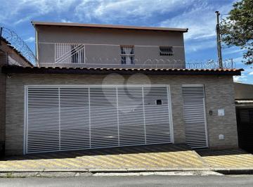 Casa · 232m² · 2 Quartos · 2 Vagas · Sobrado com 2 quartos à venda em Parque Santo Antônio - SP