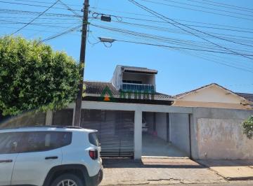 182415230.jpg · Casa Residencial
