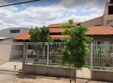 8918115230.jpg · Casa Residencial