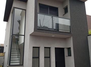 Casa · 112m² · 3 Quartos · 2 Vagas · Casa à venda - na Vila Suissa