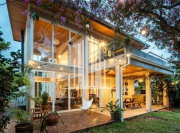 Foto 01 · Casa Alto Padrão no Butantã de 4 Quartos com 4 Vagas - 490m² à Venda.