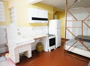 img0 · Casa com 2 Quarto(s) e 1 banheiro(s) para Alugar, 45 m² por R$ 1920 / Mês