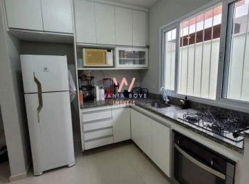 Casa · 70m² · 2 Quartos · 1 Vaga · Casa com 2 dormitórios à venda, 70 m² por R$ 300.000 - Barranco Alto - Caraguatatuba/SP
