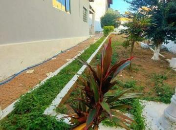 Casa · 138m² · 2 Quartos · 2 Vagas · Casa à venda no Jardim Três Marias em Salto com 2 quartos e 2 vagas de garagem 