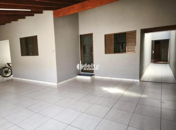 Casa · 250m² · 3 Quartos · 2 Vagas · Casa com 3 quartos sendo 1 suíte, disponível para venda no bairro Santa Rosa em Uberlândia-MG