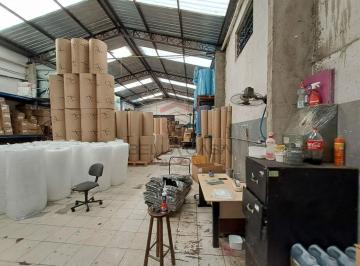 Comercial · 650m² · 6 Vagas · Galpão a venda na Mooca com 650 metros e entrada para caminhão