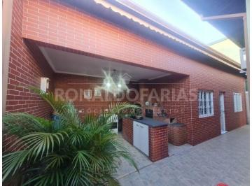 Casa · 220m² · 3 Quartos · 4 Vagas · Casa Terrea a venda na cidade Dutra  com 3 dorms 3 vagas