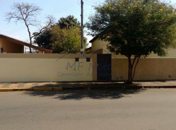 Casa · 336m² · 3 Quartos · 2 Vagas · Casa com 3 dorms, Centro, Pirassununga - R$ 450 mil, Cod: 10132944