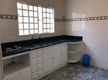 Casa · 331m² · 3 Quartos · 3 Vagas · Casa com 3 dorms, Vila Guimarães, Pirassununga - R$ 400 mil, Cod: 10132961