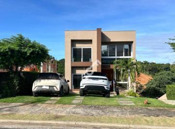 Foto-0 · ALPHAVILLE LN, Estrada do Coco. Triplex ALTO PADRÃO, energia solar, composto de 5 suítes. Área const
