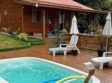 Rural · 2000m² · 3 Quartos · Chalé Mobiliado na Serra Catarinense com Piscina e Terreno de 2.000m² à venda em Alfredo Wagner/SC