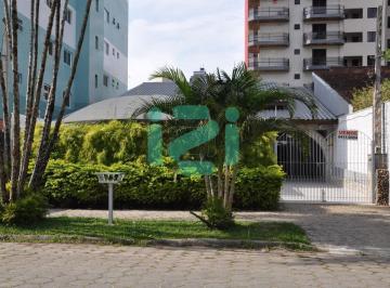 Casa · 200m² · 3 Quartos · CASA COM HIDROMASSAGEM - CENTRO DE GUARATUBA