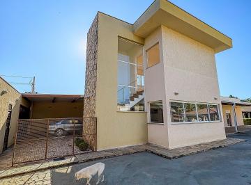 Casa de 3 quartos, Jundiaí · Casa à venda com 03 dormitórios, Medeiros, - R$2.649.000,00, Jundiaí-SP,