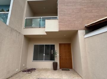 Casa de 3 quartos, Rio de Janeiro · Casa duplex no Cond Jardim das Acácias na Est da Cachamorra