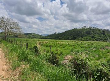Rural de 2 quartos, Silva Jardim · Fazenda em Silva Jardim
