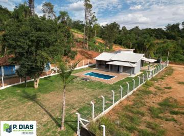 Rural · 1524m² · 3 Quartos · 1 Vaga · "Chácara Estilo Colonial com Perfil de Sítio à Venda em Pinhalzinho – Tranquilidade e Charme no Inte