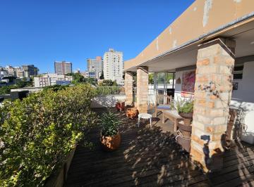 Apartamento · 170m² · 2 Quartos · 2 Vagas · Cobertura em Moinhos de Vento