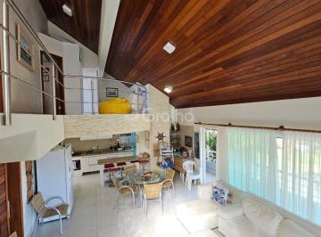 1-Destaque · Casa de 433m² com 11 quartos sendo 1 suíte em Canasvieiras
